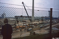 1971 Fernsehturm (li.) und Säule des BMW-Zylinders
